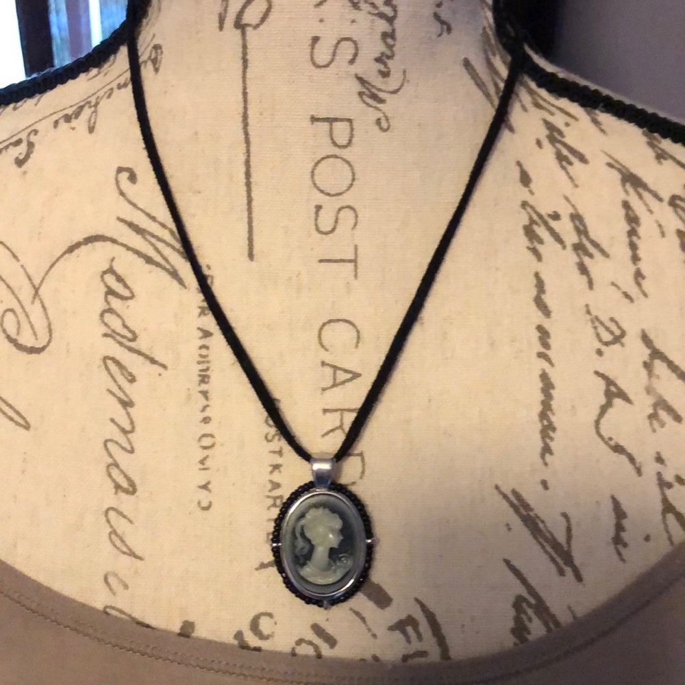 Lia Sophia Cameo necklace